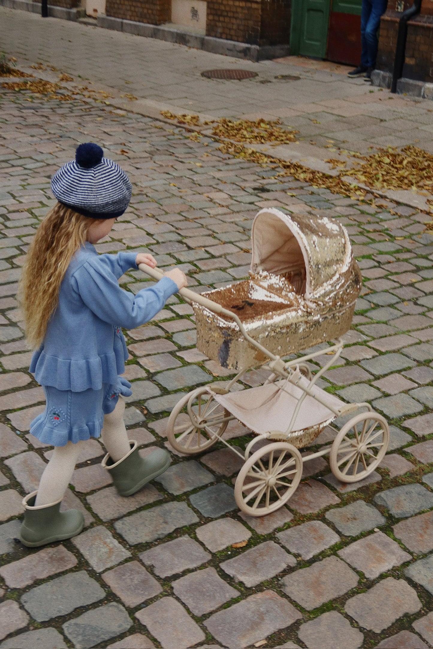 Konges Slojd Sparkly Doll Pram, Cherry