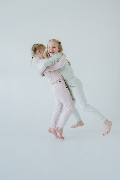 Scallop Collared Pullover, Misty Rose