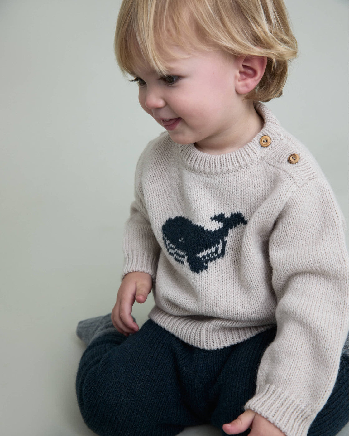 Whale Jumper, Natural
