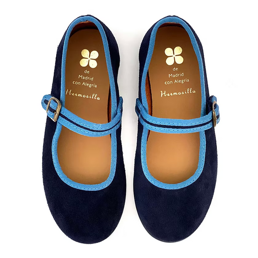 Velvet Mary Janes, Millau