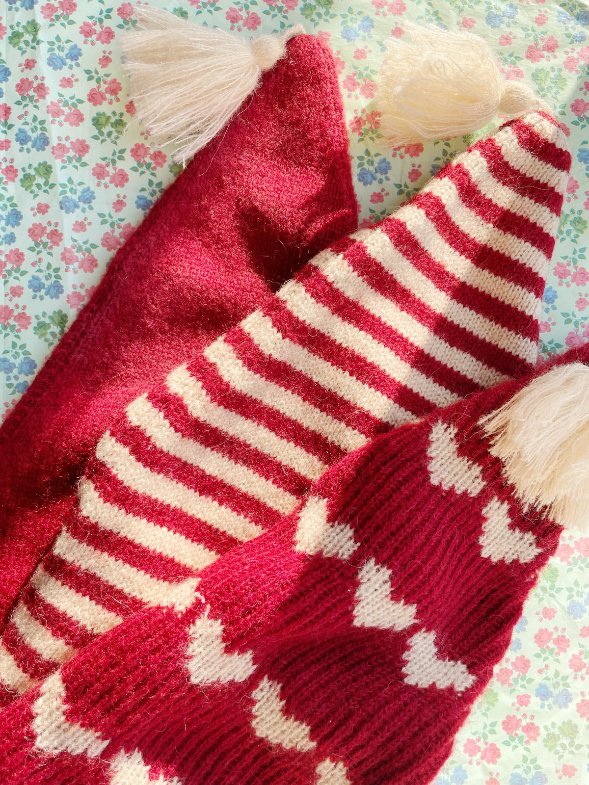 Laula Christmas Hat, Heart