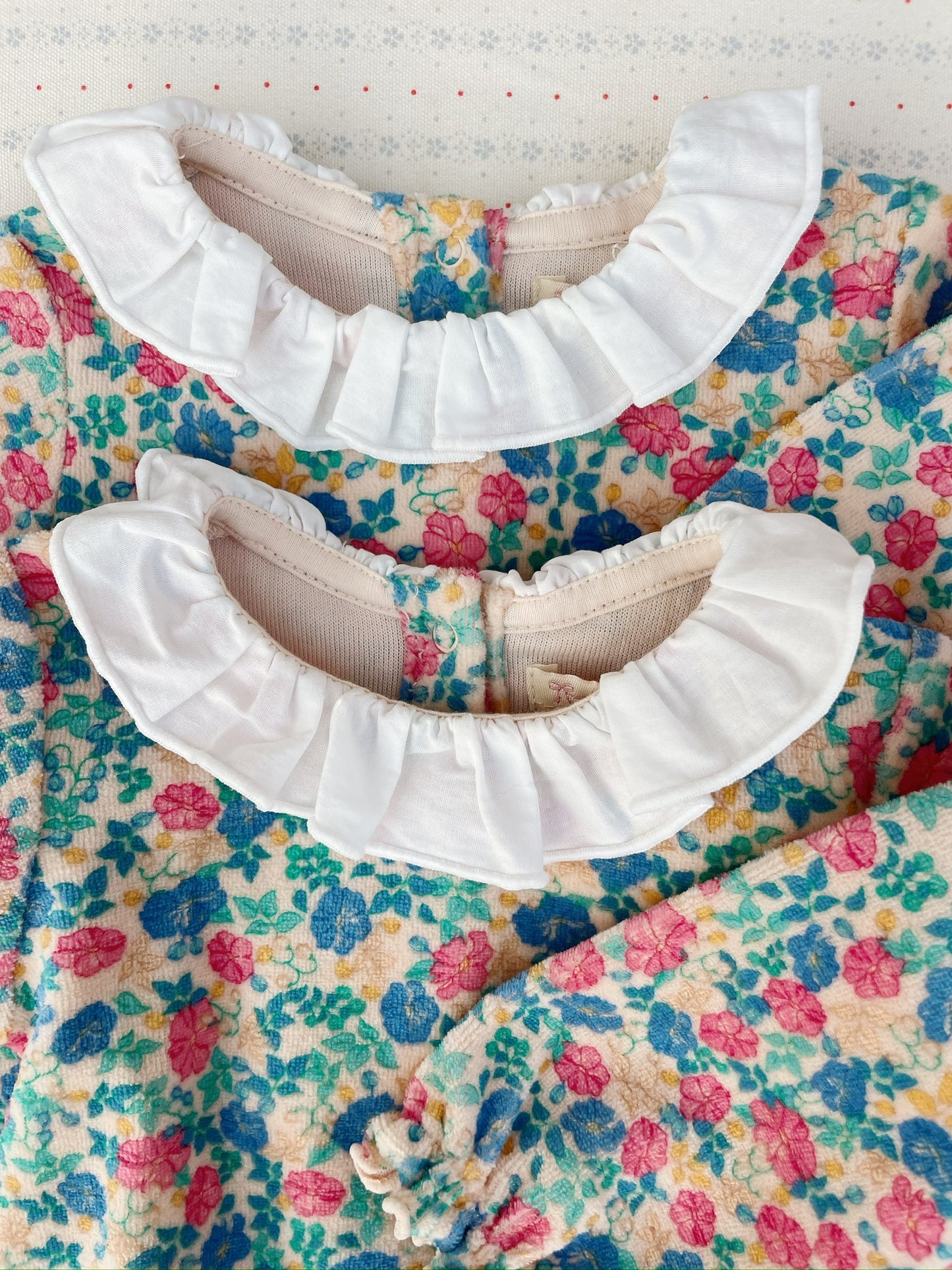 Miffa Frill Onesie, Fiola