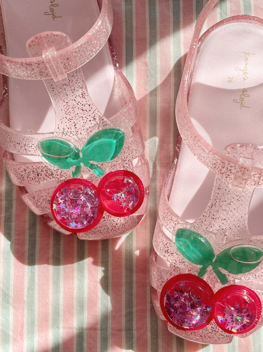 Lilo Sandal, Cherry