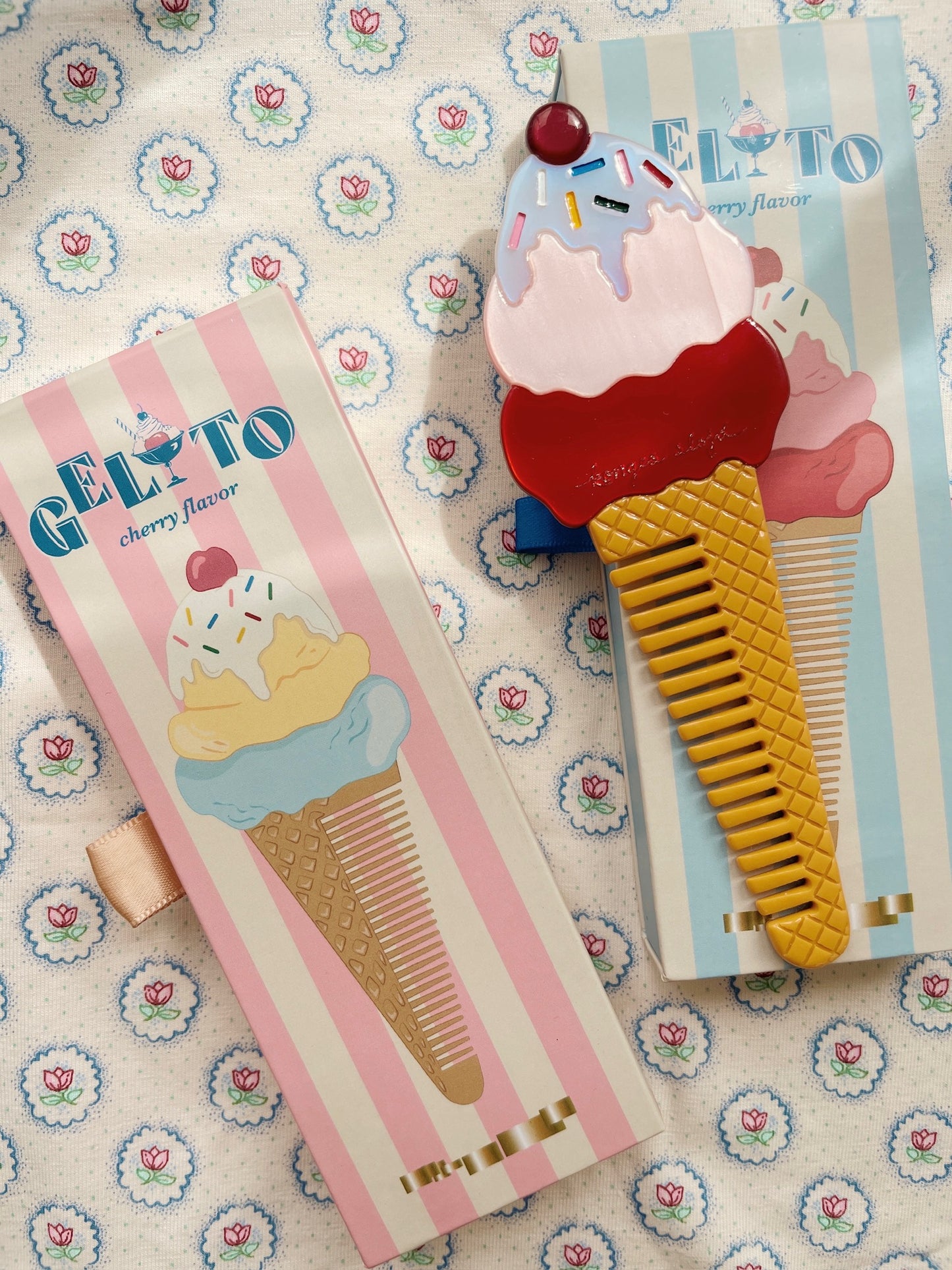 Ice Cream Comb, Beach Blue