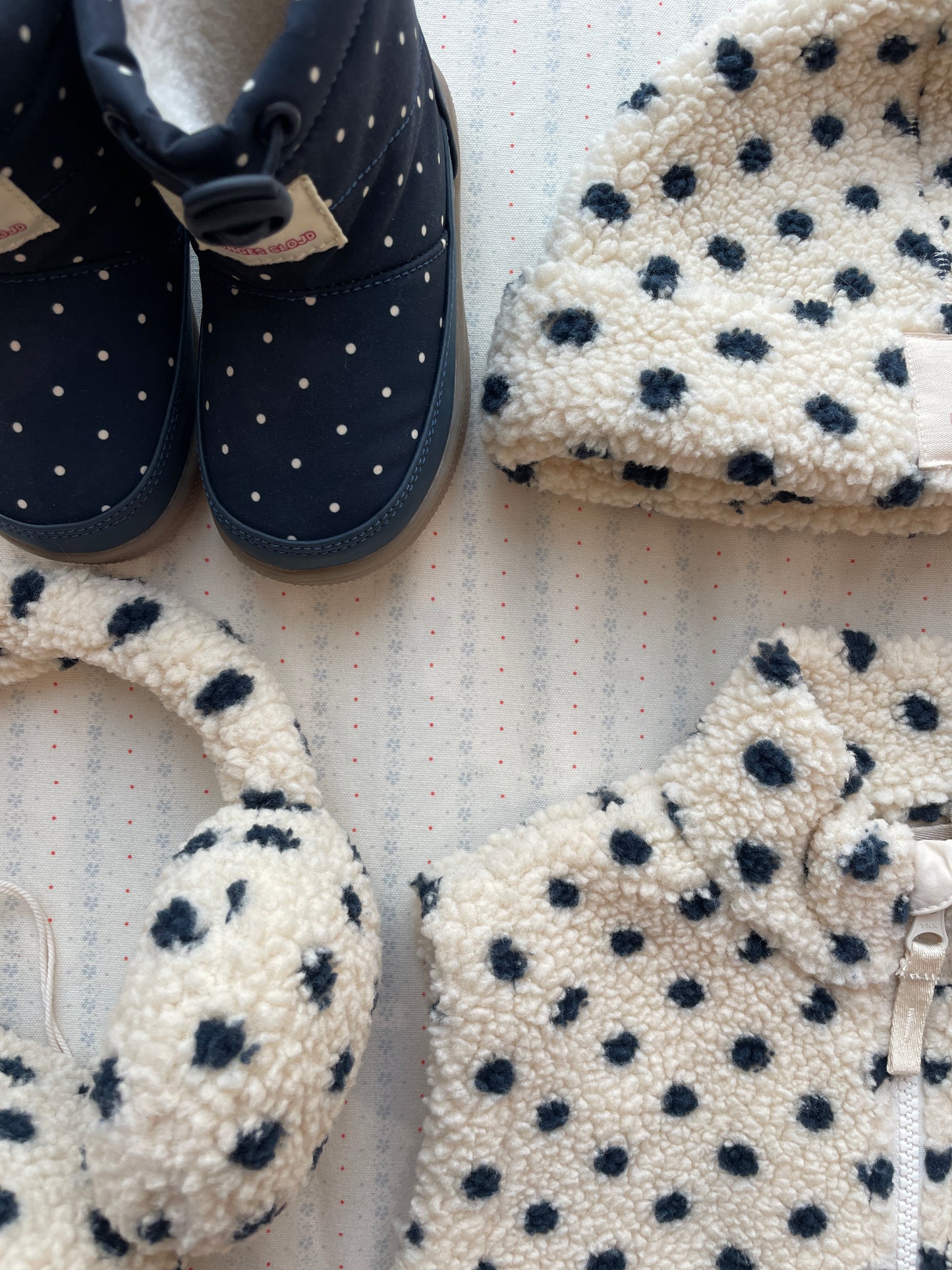 Jody Teddy Earmuffs, Dot Lumiere