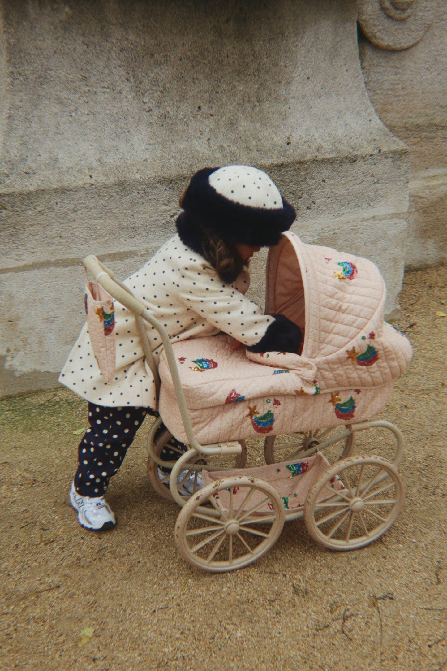 Minnie Tulle Pram, Rainbow Star