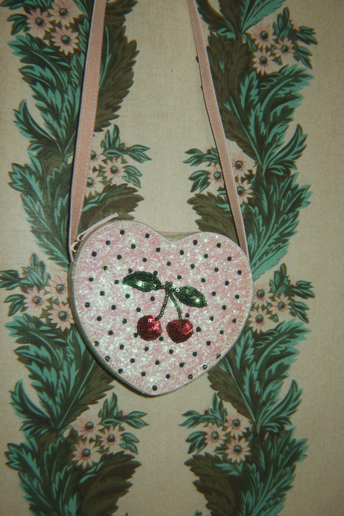 Tut Shoulder Bag, Cherry