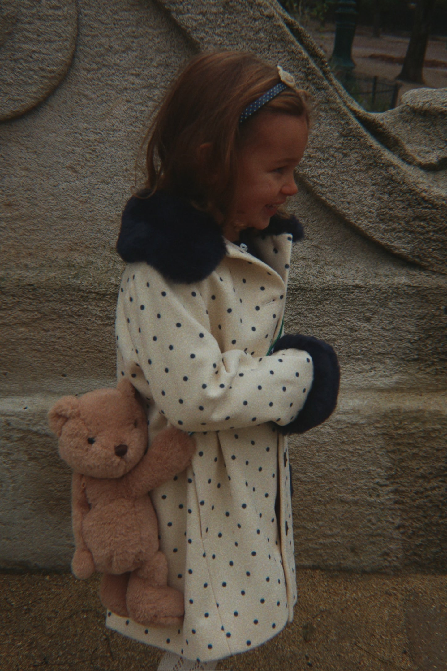 Porsia Coat, Dot Lumiere