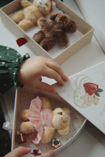 Tiny Teddy Birthday, Cherry