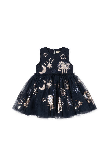Yvonne Dress, Cognate